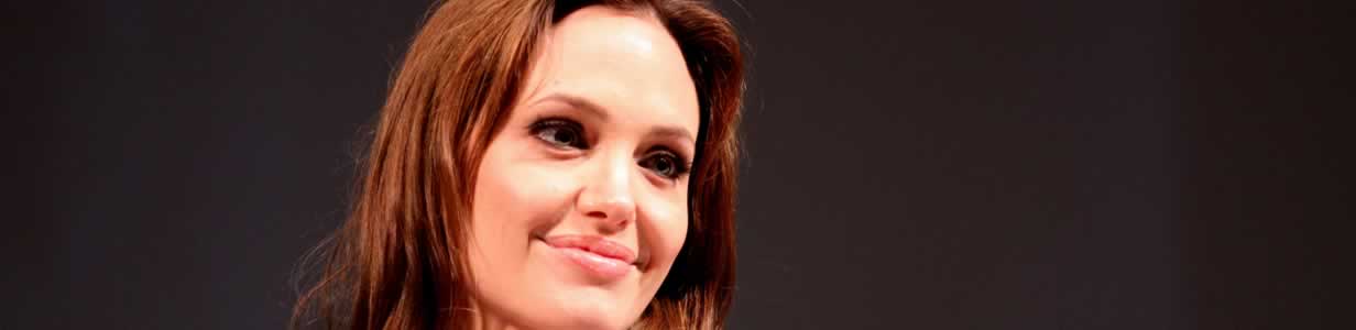 Angelina Jolie - Beauty Redefinede